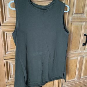 Lululemon Muscle Tee